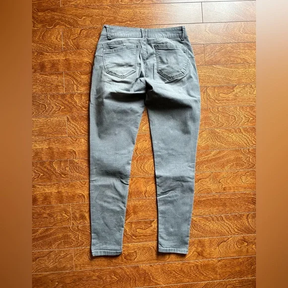 Democracy Jean - Picture 3 of 3